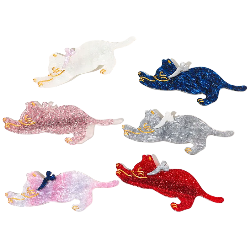 Stretching Kitty Hair Clips